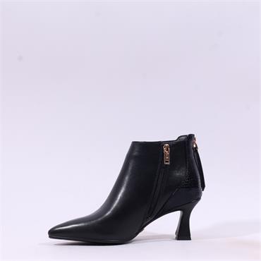 Una Healy Manchild Flare Heel Ankle Boot - Vinyl